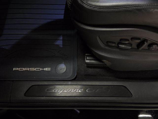 Certified 2023 Porsche Cayenne GTS AWD/4WD image 25