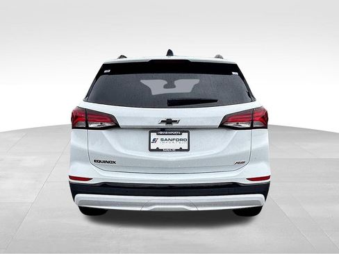 Used 2024 Chevrolet Equinox RS FWD image 4