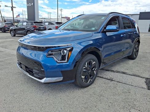 New 2026 Kia Niro Wind w/ Wind Preserve Package FWD image 4