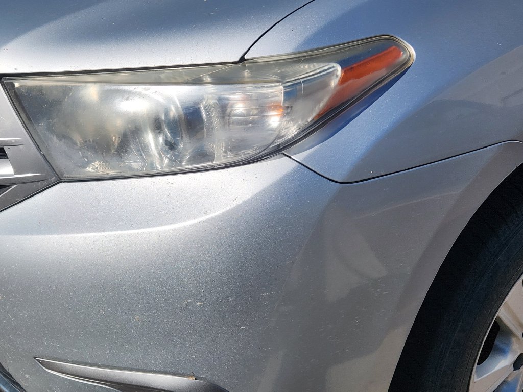 Used 2013 Toyota Highlander Plus AWD/4WD image 4