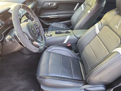 Used 2022 Ford Mustang Shelby GT500 w/ Technology Package image 19