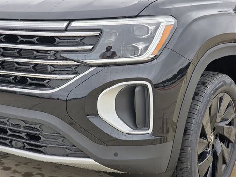 New 2026 Volkswagen Atlas SE image 6