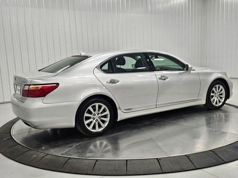 Used 2011 Lexus LS 460 L w/ Luxury Pkg image 5