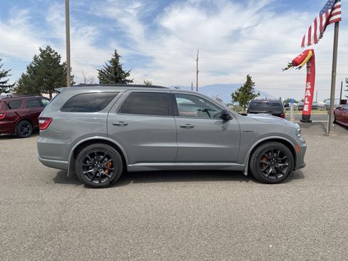 Used 2023 Dodge Durango R/T w/ Hemi Orange Plus Package AWD/4WD image 2