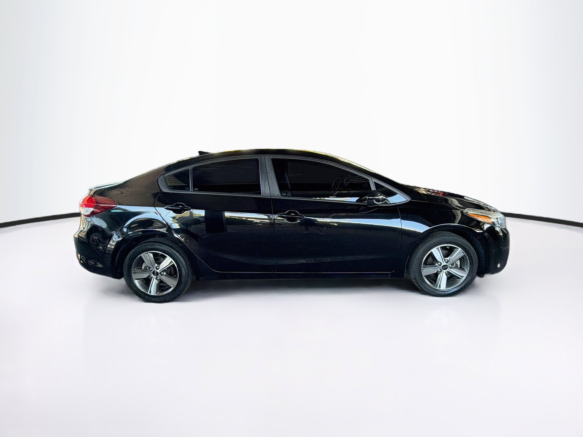 Used 2018 Kia Forte S FWD image 10