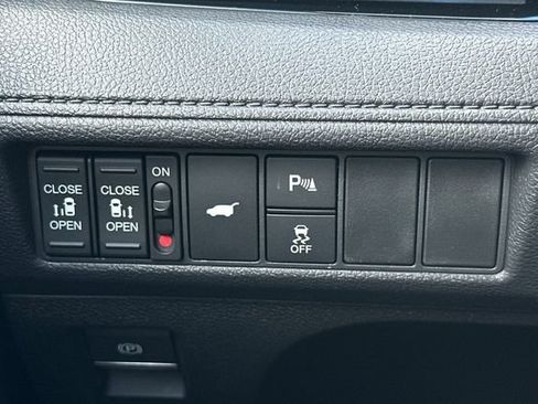 New 2026 Honda Odyssey Touring image 31