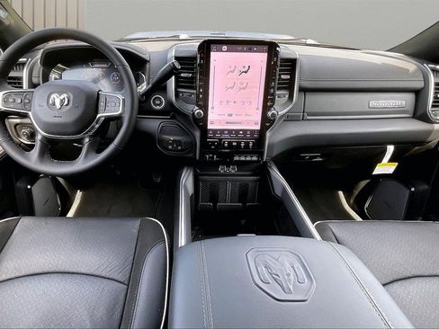 New 2026 RAM 2500 Laramie AWD/4WD image 11