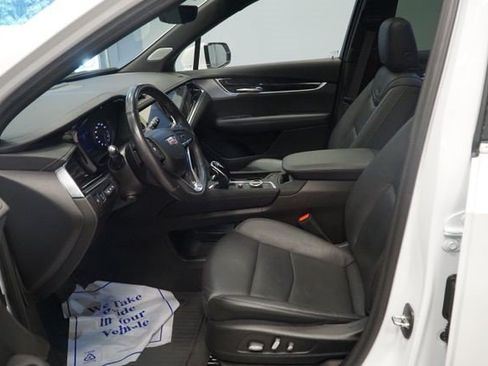 Certified 2023 Cadillac XT6 Premium Luxury w/ Technology Package AWD/4WD image 19
