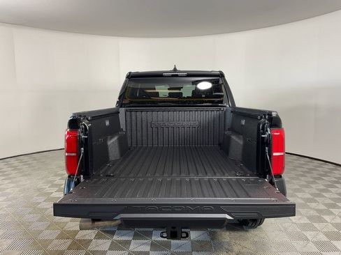 New 2026 Toyota Tacoma SR5 image 18