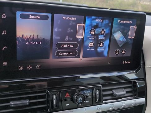 New 2026 Nissan Pathfinder SL image 19