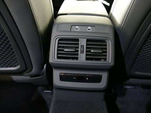 Certified 2025 Audi Q5 Premium w/ Convenience Package AWD/4WD image 28