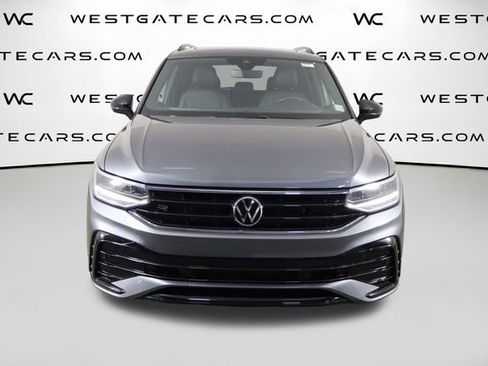 Used 2023 Volkswagen Tiguan SE R-Line FWD image 2