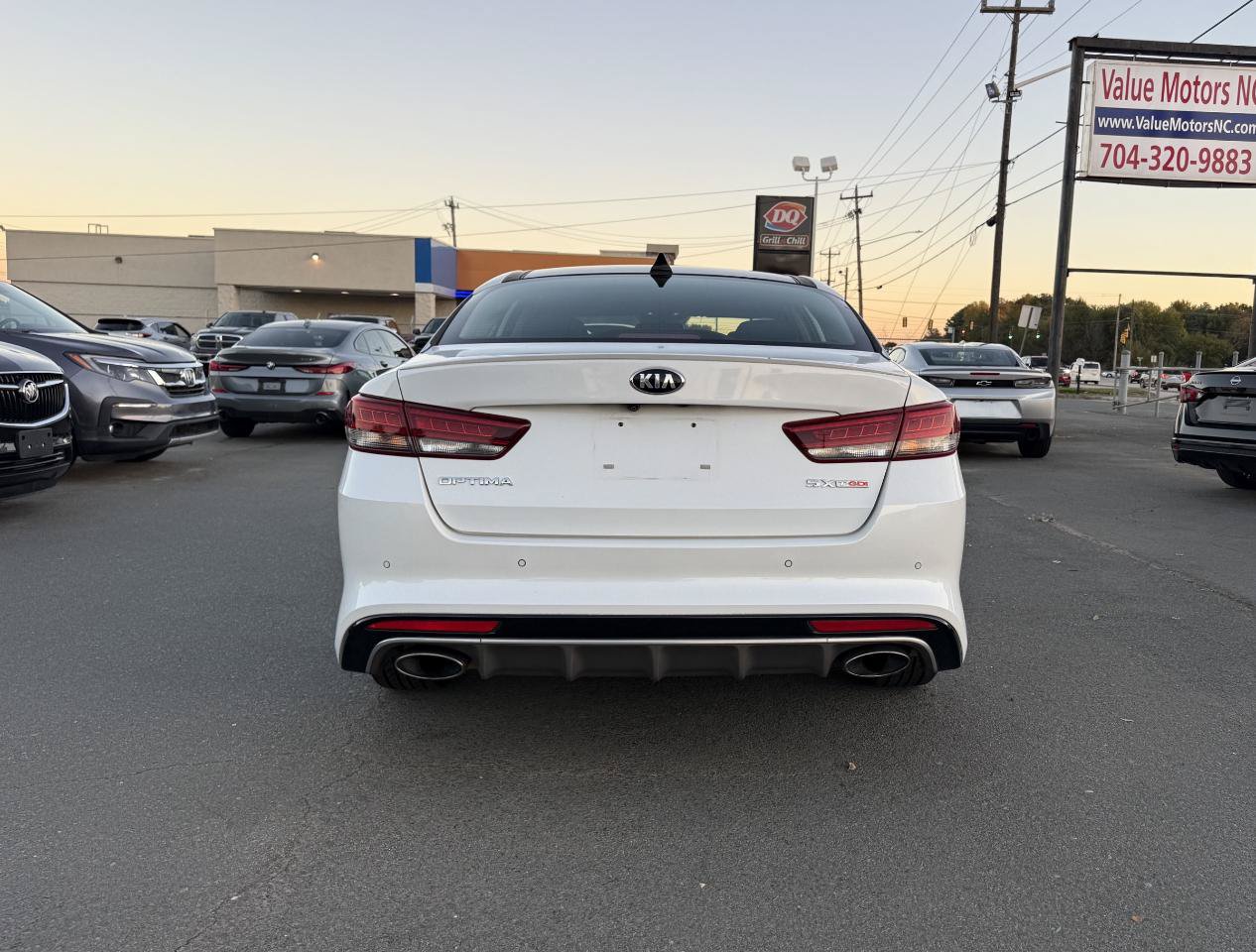 Used 2018 Kia Optima SX FWD image 5