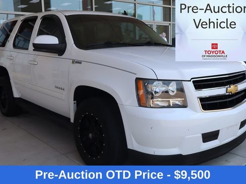 Used 2012 Chevrolet Tahoe 4WD Hybrid image 1