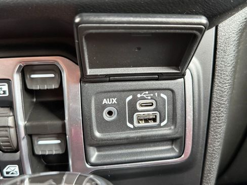 Used 2024 Jeep Wrangler Unlimited Rubicon 392 AWD/4WD image 32