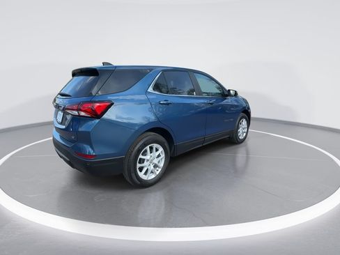 Used 2024 Chevrolet Equinox LT FWD image 8