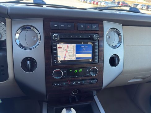 Used 2014 Ford Expedition EL XLT w/ Equipment Group 202A image 17