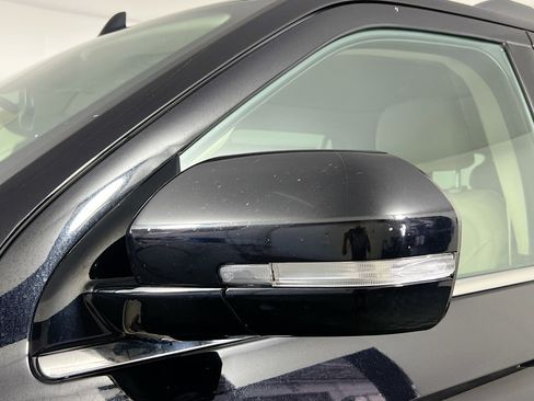 Used 2024 Ford Expedition Max Limited image 10