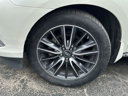Used 2017 INFINITI QX60 FWD w/ Deluxe Technology Package image 6