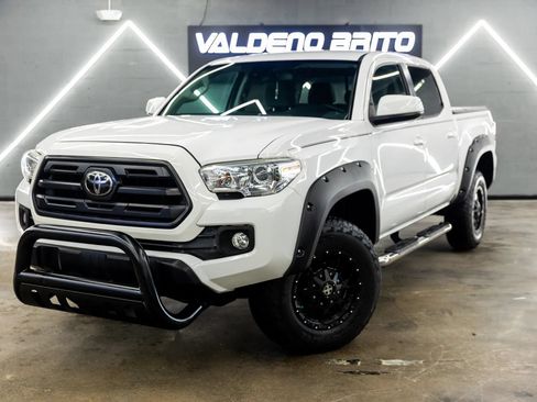 Used 2019 Toyota Tacoma SR w/ SR Convenience Package RWD image 1