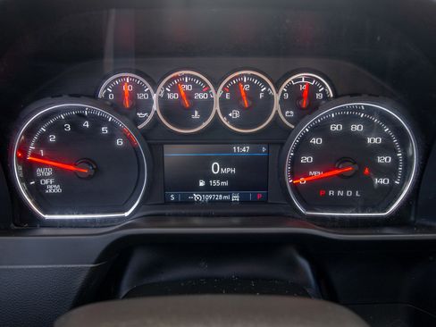 Used 2021 Chevrolet Silverado 1500 LT Trail Boss w/ Convenience Package II AWD/4WD image 18