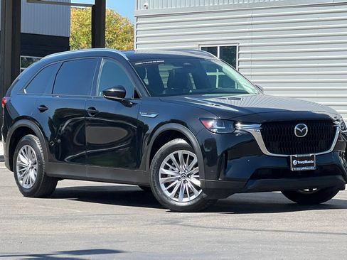 Certified 2025 MAZDA CX-90 3.3 Turbo w/ Preferred Package AWD/4WD image 2