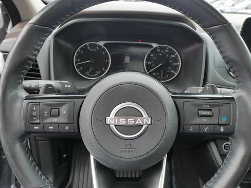 Used 2023 Nissan Rogue SL AWD/4WD image 22