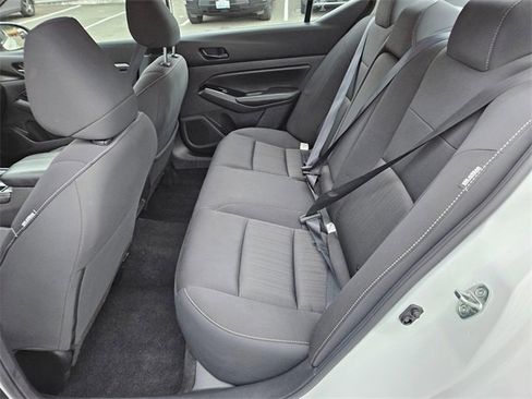 Used 2023 Nissan Altima 2.5 SV image 14