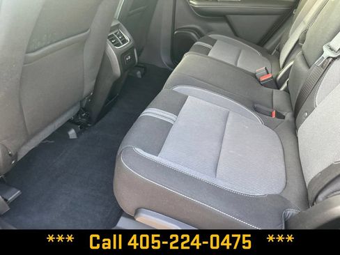 Used 2025 Chevrolet Blazer LT w/ Midnight/Sport Edition FWD image 17