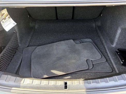 Used 2025 BMW 330i xDrive Sedan AWD/4WD image 9