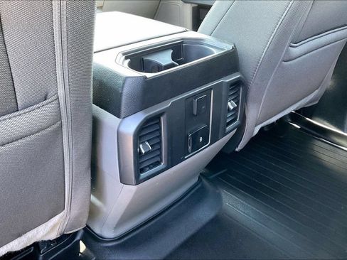 Used 2019 Ford F150 XLT w/ Equipment Group 302A Luxury AWD/4WD image 12