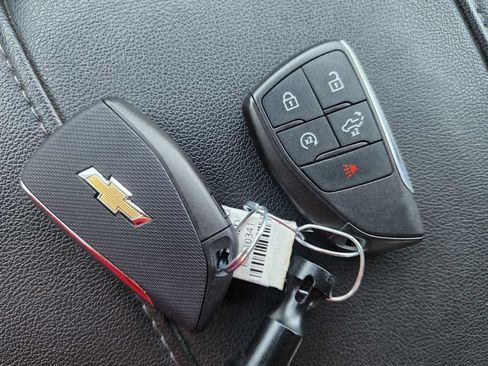 Used 2024 Chevrolet Silverado 1500 LT Trail Boss AWD/4WD image 31