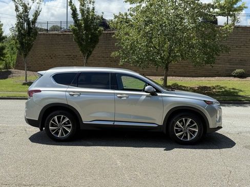 Used 2020 Hyundai Santa Fe SEL w/ Convenience Package image 6