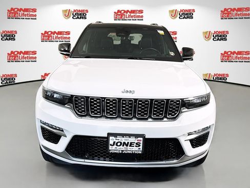 Used 2023 Jeep Grand Cherokee Summit AWD/4WD image 15