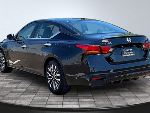 Used 2025 Nissan Altima 2.5 SV FWD image 5