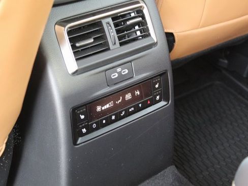 Certified 2024 MAZDA CX-90 3.3 Turbo S w/ Premium Plus image 19