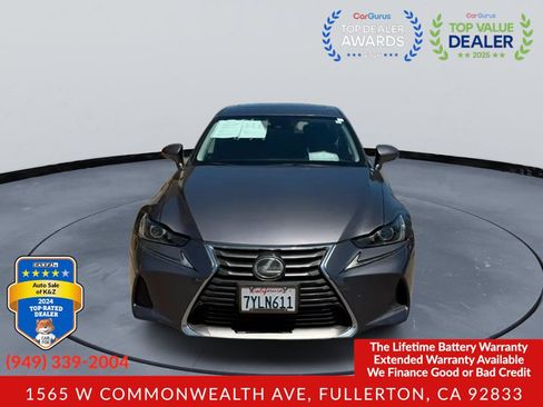 Used 2017 Lexus IS 200t RWD image 2