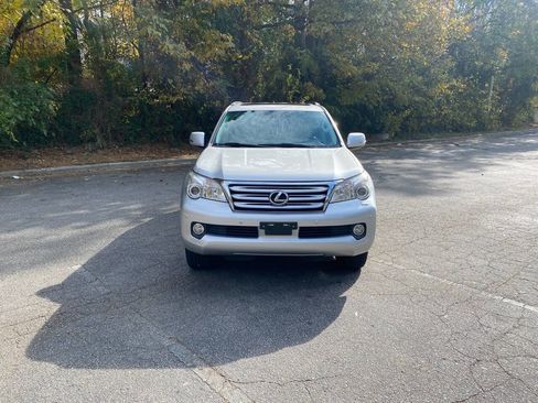 Used 2013 Lexus GX 460 Premium image 2