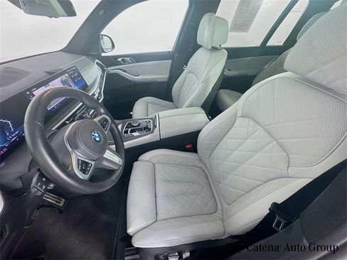 Used 2023 BMW X7 xDrive40i w/ M Sport Package image 22