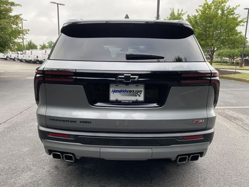 Used 2025 Chevrolet Traverse Z71 w/ Enhanced Driving Package AWD/4WD image 8