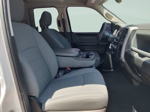 Used 2019 RAM 1500 Tradesman w/ Chrome Plus Package RWD image 25