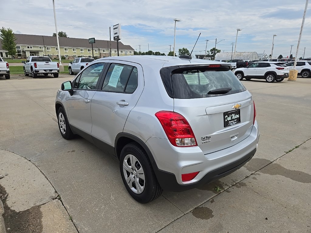 Used 2017 Chevrolet Trax LS FWD image 7