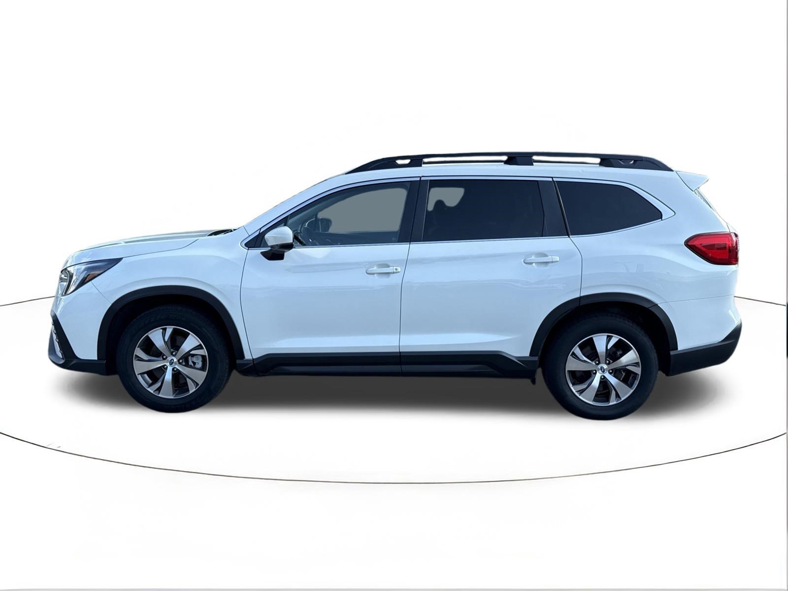 Used 2025 Subaru Ascent Premium AWD/4WD image 6