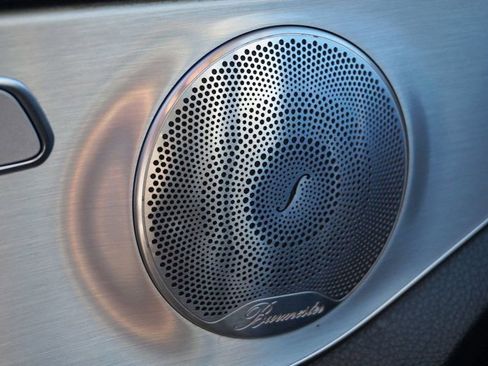 Used 2015 Mercedes-Benz C 300 4MATIC Sedan image 22