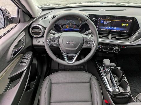 New 2026 Chevrolet Trax ACTIV w/ Driver Confidence Package image 25