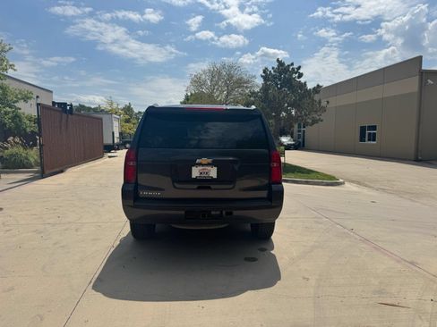 Used 2018 Chevrolet Tahoe LS w/ Skid Plate Package AWD/4WD image 3
