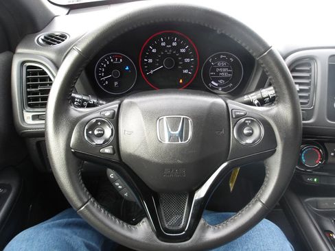 Used 2019 Honda HR-V Sport image 16