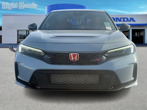 Used 2023 Honda Civic Type R image 5