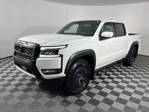 Certified 2025 Nissan Frontier Pro-X w/ Pro Convenience Package RWD image 6