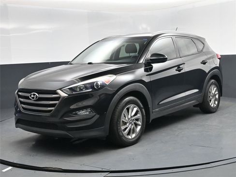 Used 2016 Hyundai Tucson SE w/ Option Group 02 image 1